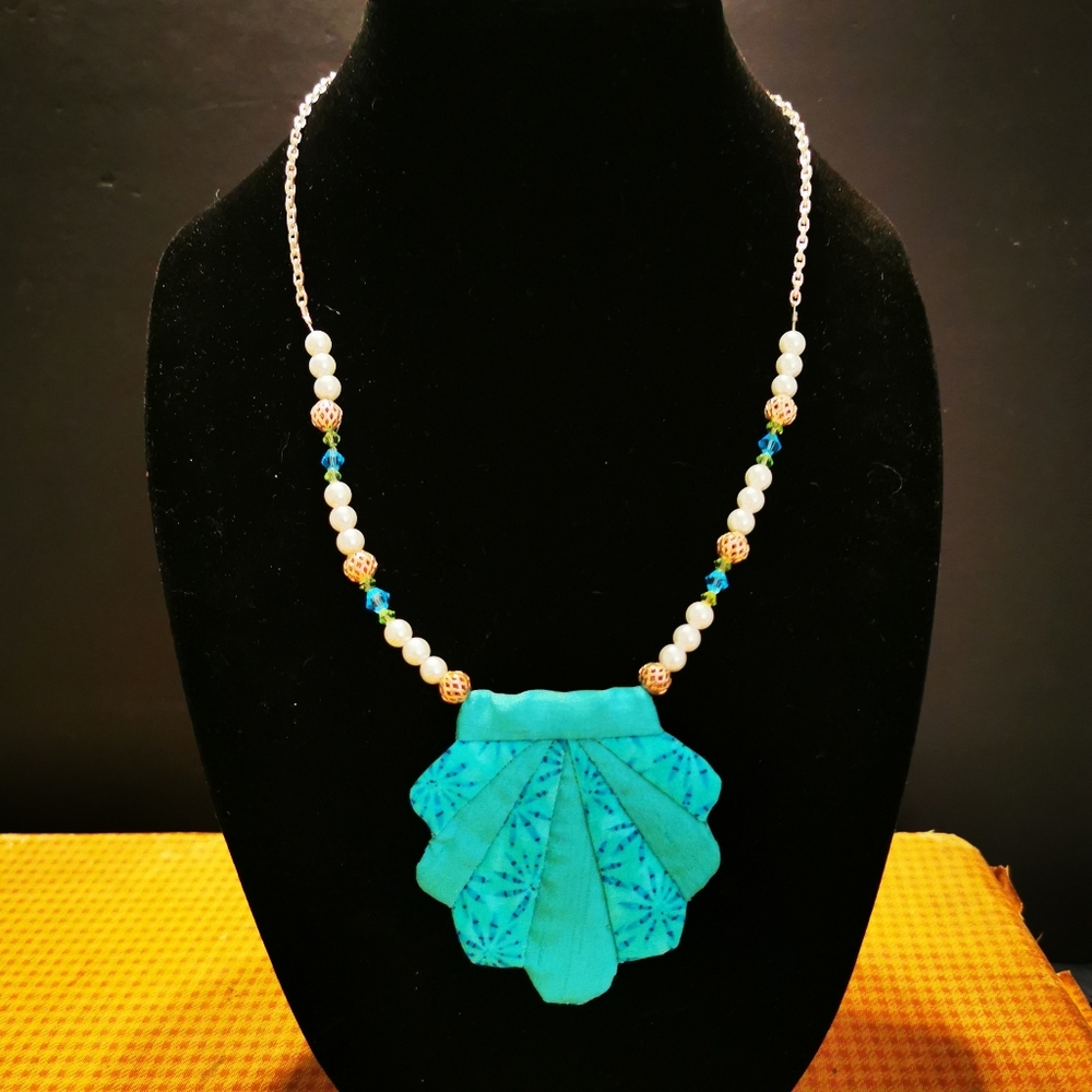 Unique Turquoise Fabric Shell Necklace - Picture 16 of 16